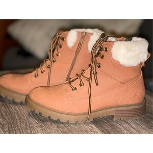Nautica boots women’s size 9 side zip tan off white lace up